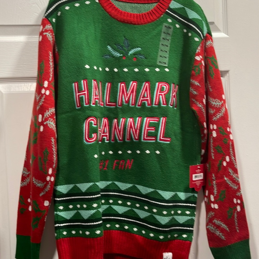 NWT. Hallmark Channel Christmas Sweater size XL